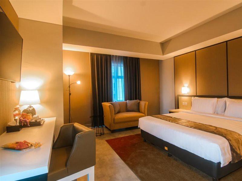 Bess Mansion Apartment, 16Th Floor 泗水 外观 照片